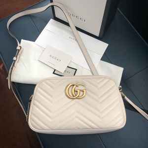 Gucci GG Marmont Small matelasse shoulder bag